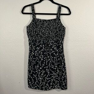 𝅺Words Y2K Vintage Mini Sleeveless Dress Black with Floral and Leaf print Sz 5